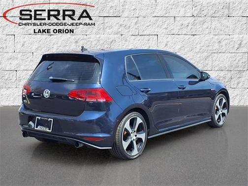 2016 Volkswagen Golf GTI 2.0T SE 4-Door