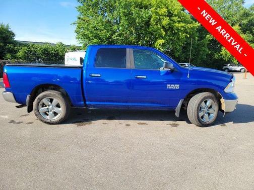 Blue Streak Pearlcoat 2015 RAM 1500 Big Horn