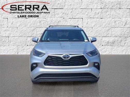 2022 Toyota Highlander LE