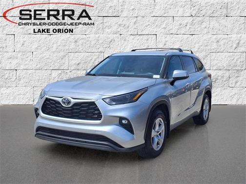 2022 Toyota Highlander LE