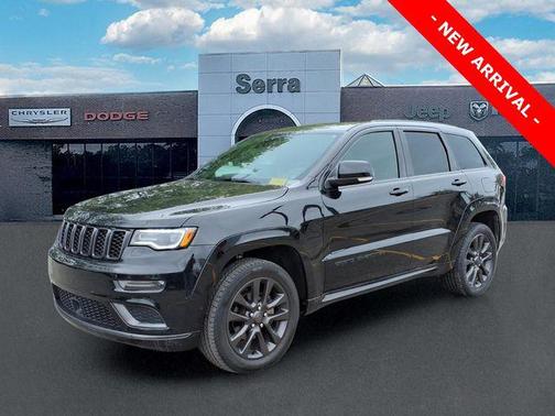 Diamond Black Crystal Pearlcoat 2018 Jeep Grand Cherokee High Altitude