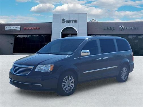 2015 Chrysler Town & Country Touring-L