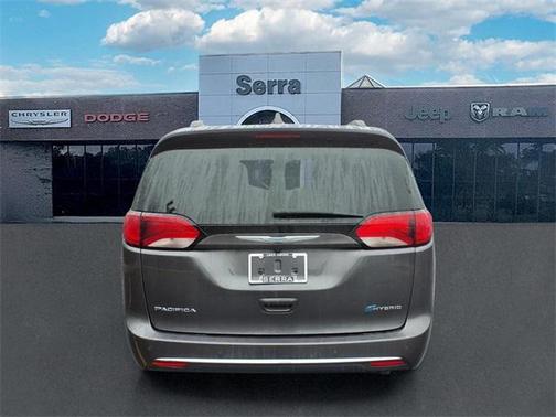 2020 Chrysler Pacifica Hybrid Limited