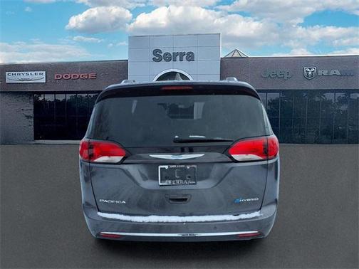 2020 Chrysler Pacifica Hybrid Limited