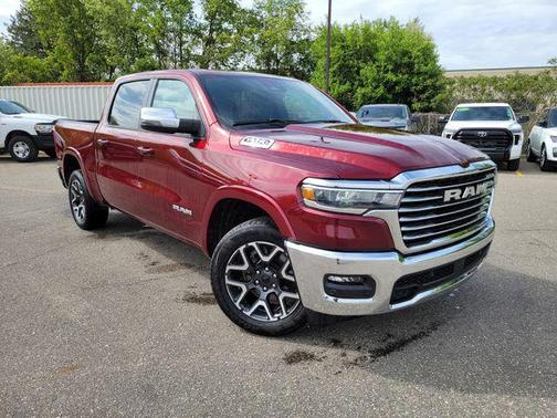 Delmonico Red Pearlcoat 2025 RAM 1500 Laramie