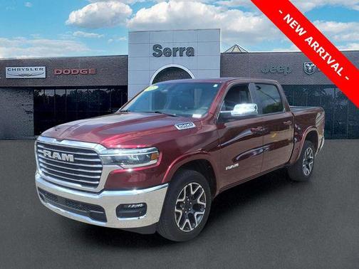 Delmonico Red Pearlcoat 2025 RAM 1500 Laramie