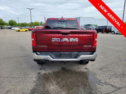 Delmonico Red Pearlcoat 2025 RAM 1500 Laramie