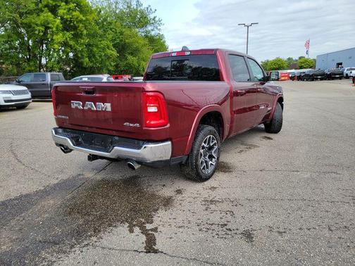 Delmonico Red Pearlcoat 2025 RAM 1500 Laramie