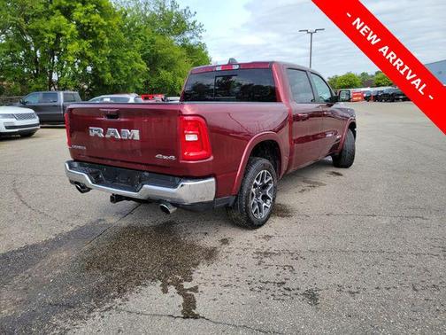 Delmonico Red Pearlcoat 2025 RAM 1500 Laramie