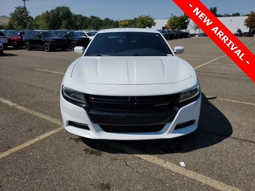 2016 Dodge Charger SXT