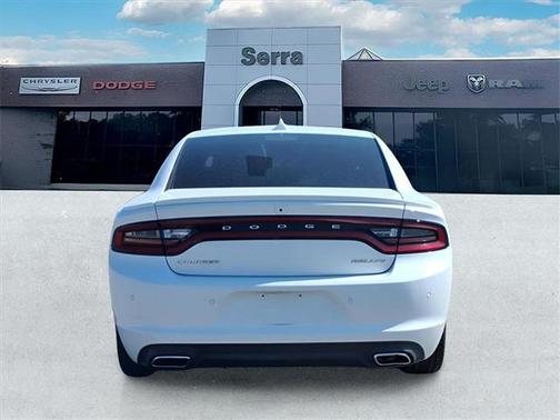 2016 Dodge Charger SXT