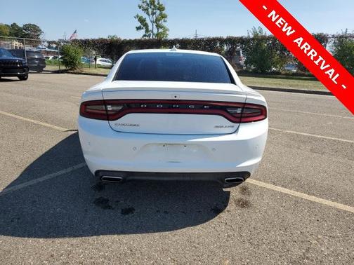 2016 Dodge Charger SXT