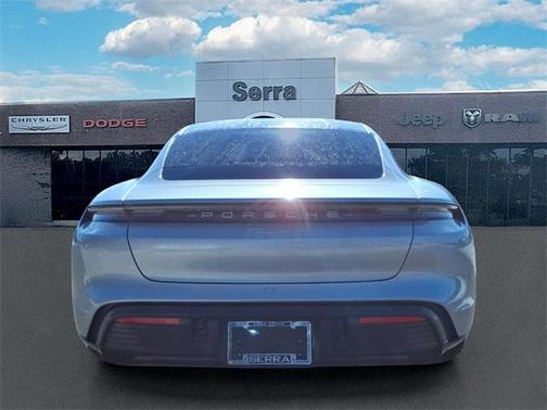 2022 Porsche Taycan Base