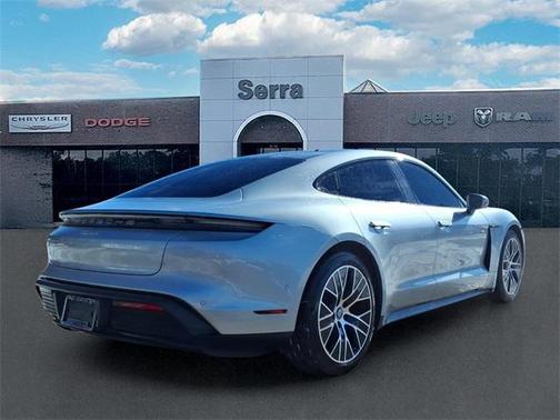 2022 Porsche Taycan Base