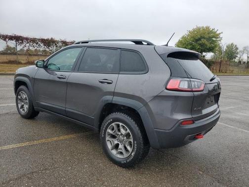 2022 Jeep Cherokee Trailhawk