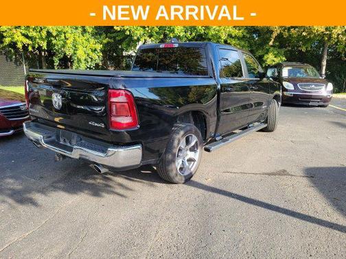 Diamond Black Crystal Pearlcoat 2023 RAM 1500 Laramie