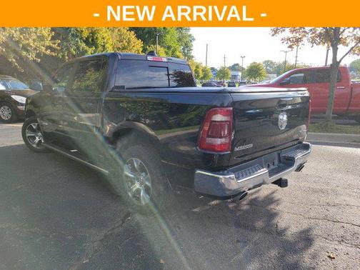 Diamond Black Crystal Pearlcoat 2023 RAM 1500 Laramie