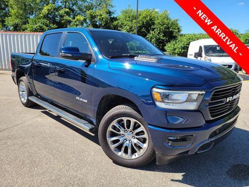 Patriot Blue Pearlcoat 2023 RAM 1500 Laramie