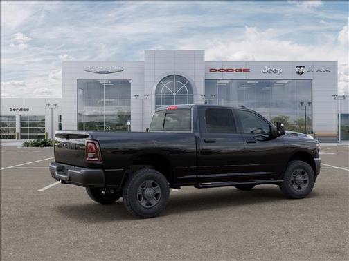 2026 RAM 2500 Tradesman Crew Cab 4x4 6'4' Box