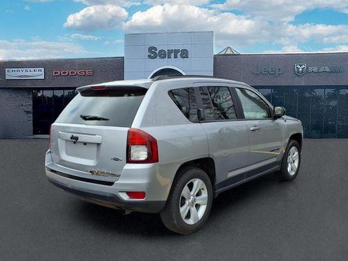 Billet Silver Metallic Clearcoat 2014 Jeep Compass Latitude