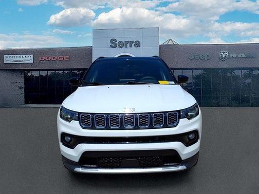 Bright White Clearcoat 2024 Jeep Compass Limited