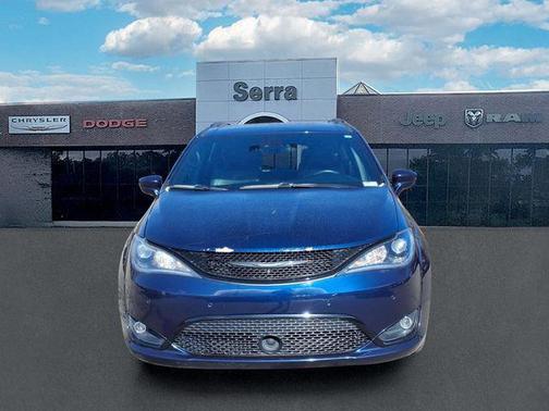 2019 Chrysler Pacifica Touring-L Plus