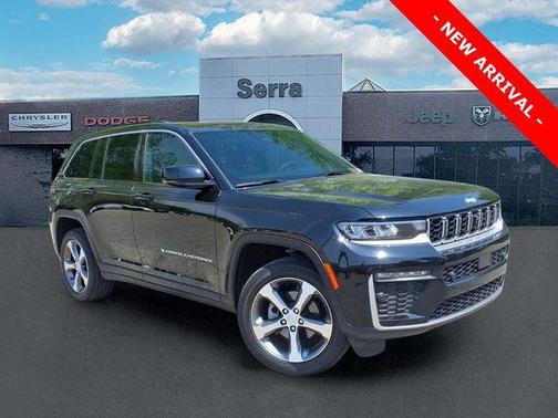 Diamond Black Crystal Pearlcoat 2026 Jeep Grand Cherokee Limited