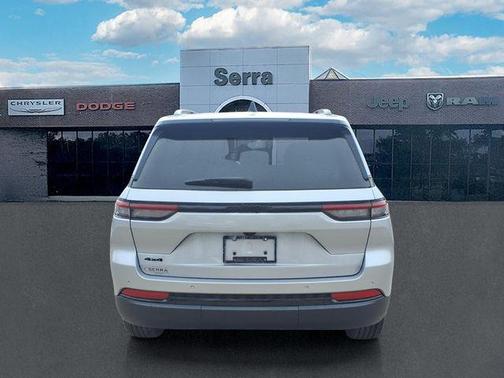 2024 Jeep Grand Cherokee Altitude