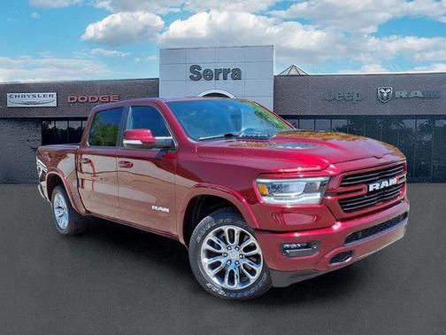Delmonico Red Pearlcoat 2022 RAM 1500 Laramie