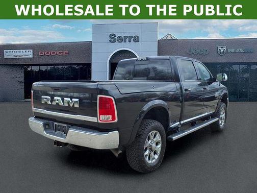 Brilliant Black Crystal Pearlcoat 2017 RAM 2500 Longhorn