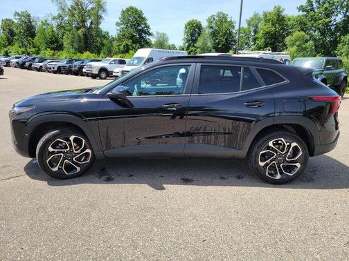 Mosaic Black Metallic 2021 Chevrolet Trailblazer LS