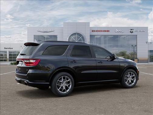 DB Black Crystal Clearcoat 2026 Dodge Durango GT Plus