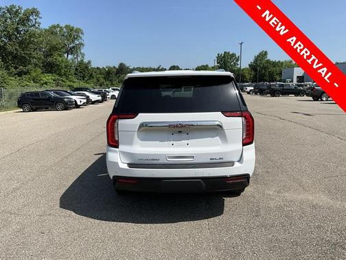2022 GMC Yukon SLE