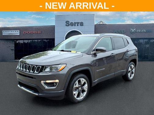 Granite Crystal Metallic Clearcoat 2019 Jeep Compass Limited