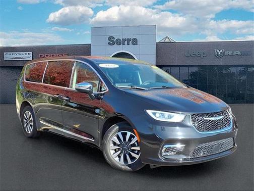 2023 Chrysler Pacifica Hybrid Limited
