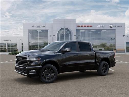 Diamond Black Crystal Pearlcoat 2026 RAM 1500 Laramie