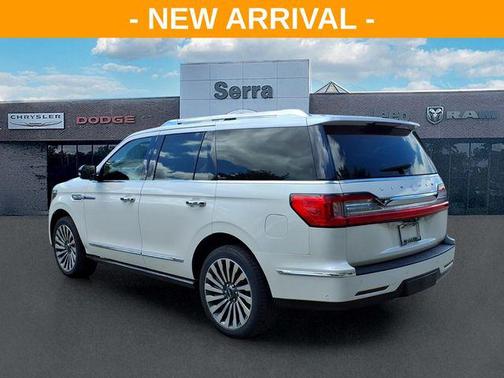White Platinum 2019 Lincoln Navigator Reserve