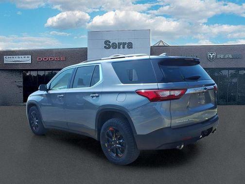 Satin Steel Metallic 2021 Chevrolet Traverse LT Cloth