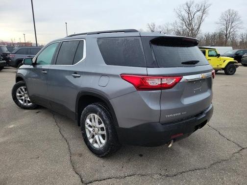 2021 Chevrolet Traverse LT Cloth
