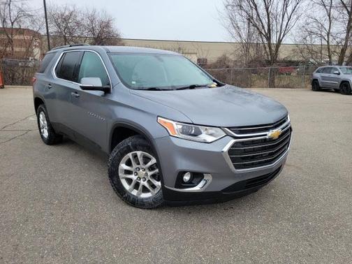 2021 Chevrolet Traverse LT Cloth