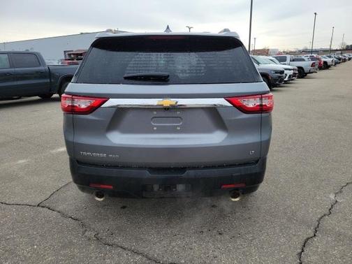 2021 Chevrolet Traverse LT Cloth