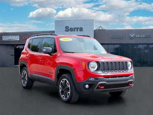 Colorado Red 2016 Jeep Renegade Trailhawk