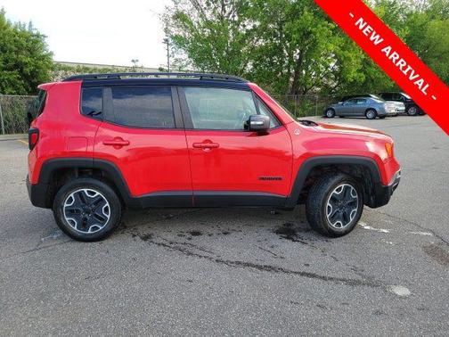 Colorado Red 2016 Jeep Renegade Trailhawk