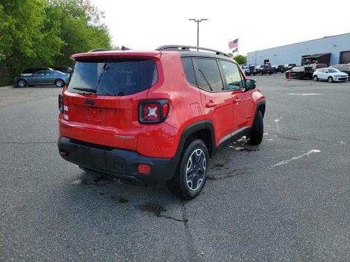 Colorado Red 2016 Jeep Renegade Trailhawk