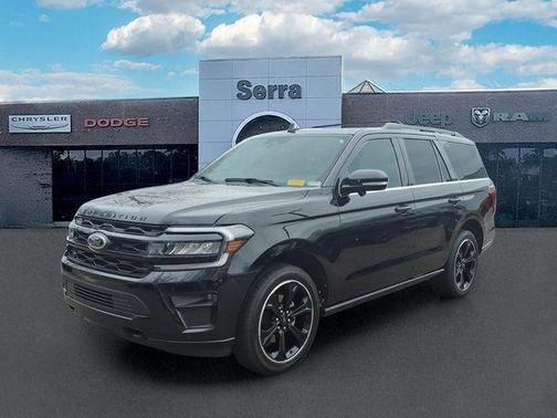Agate Black Metallic 2023 Ford Expedition Limited