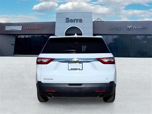 2020 Chevrolet Traverse LT Cloth