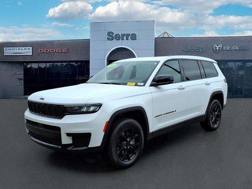 Bright White Clearcoat 2024 Jeep Grand Cherokee L Altitude