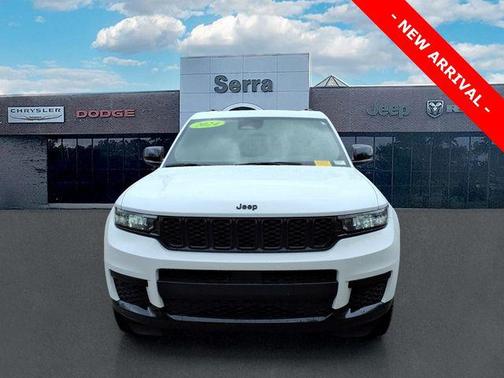 Bright White Clearcoat 2024 Jeep Grand Cherokee L Altitude