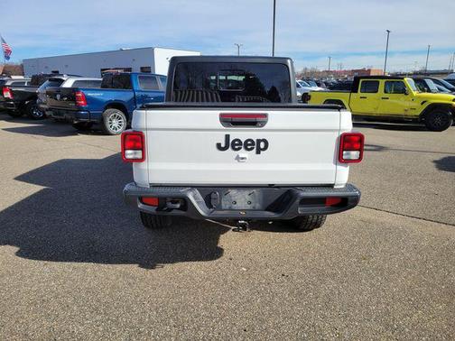 Bright White Clearcoat 2020 Jeep Gladiator Altitude 4x4