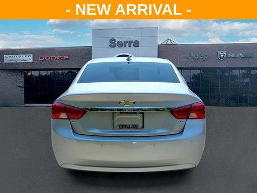 Silver Ice Metallic 2017 Chevrolet Impala 1LT